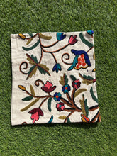 16 in x 16 in Crewel Cushion Covers Flower (White)