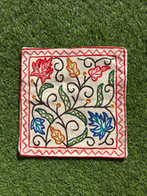 16 in x 16 in Crewel Cushion Covers Flower (White)