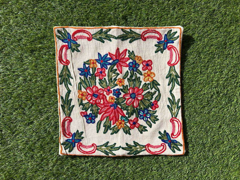 16 in x 16 in Crewel Cushion Covers Flower (White)
