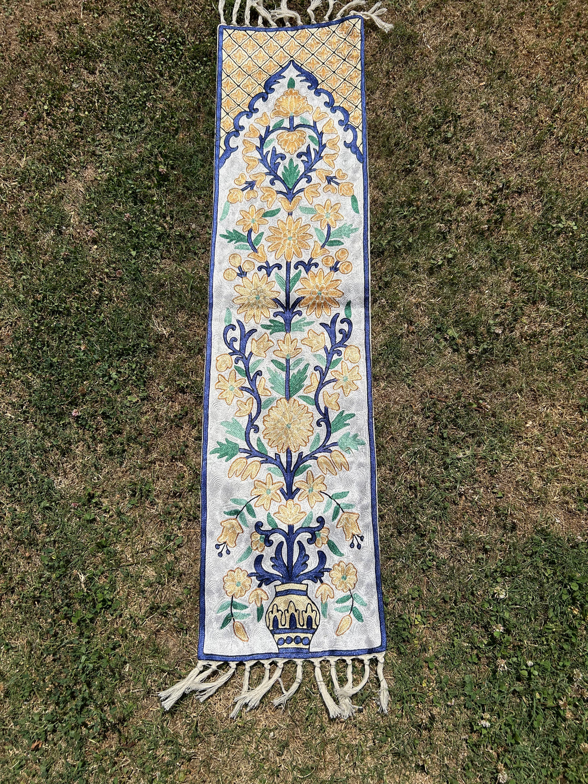 4x1 ft Silk Chainstitch Wall Hanging